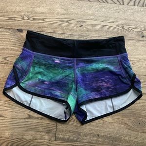Lululemon Speed Shorts 2.5"